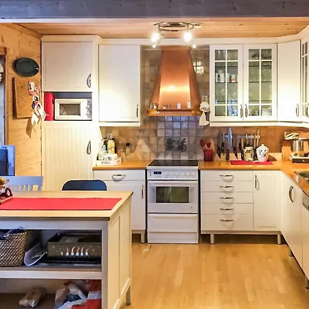 Holiday home 3 Bedroom Stunning In